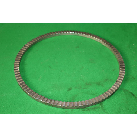 Veniec  predného náboja ABS Tatra