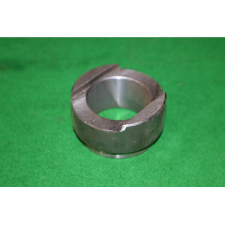 Puzdro s drážkami vlek