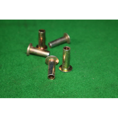 Nit 8x18 Fe polodutý Tatra EURO